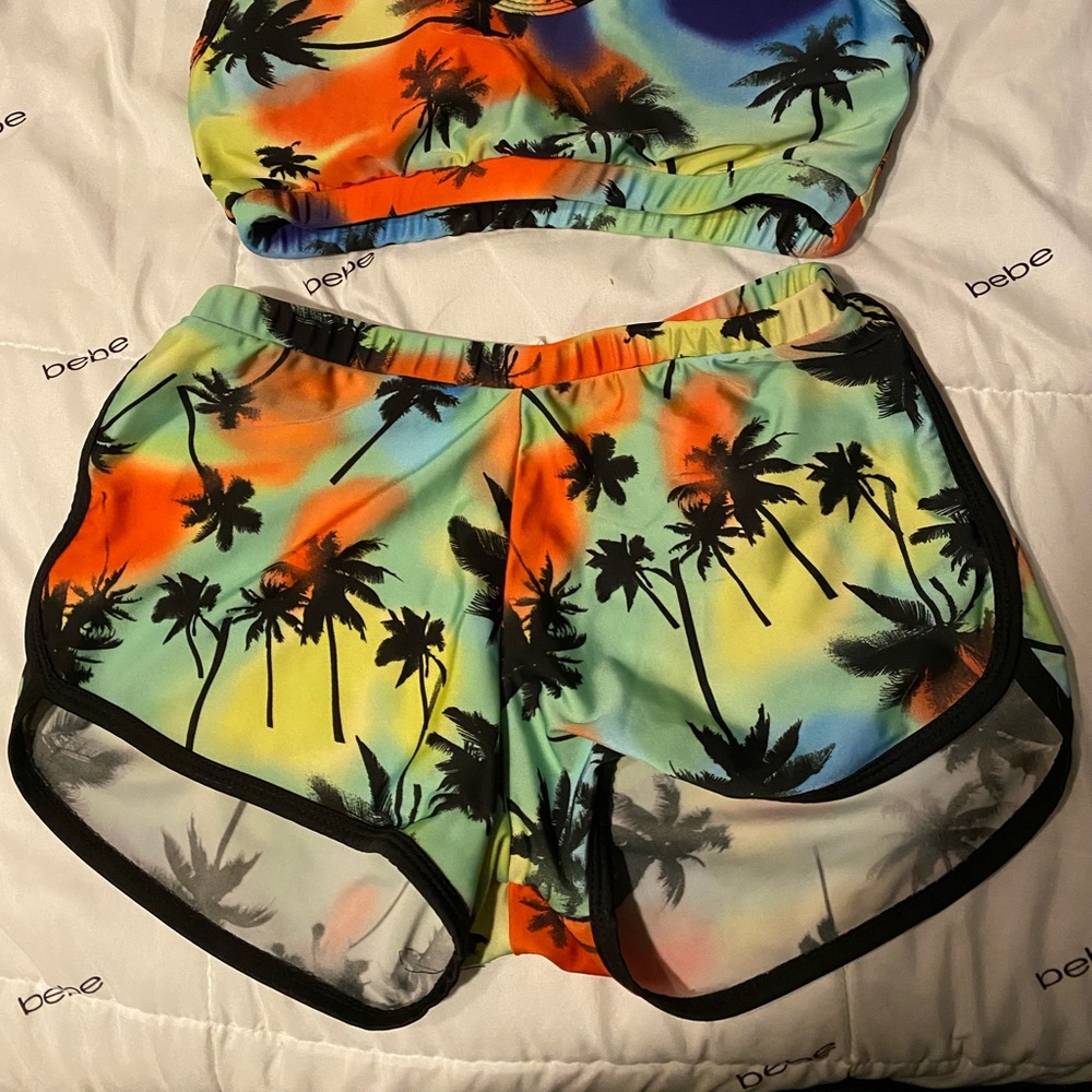Sporty colorful bikini set